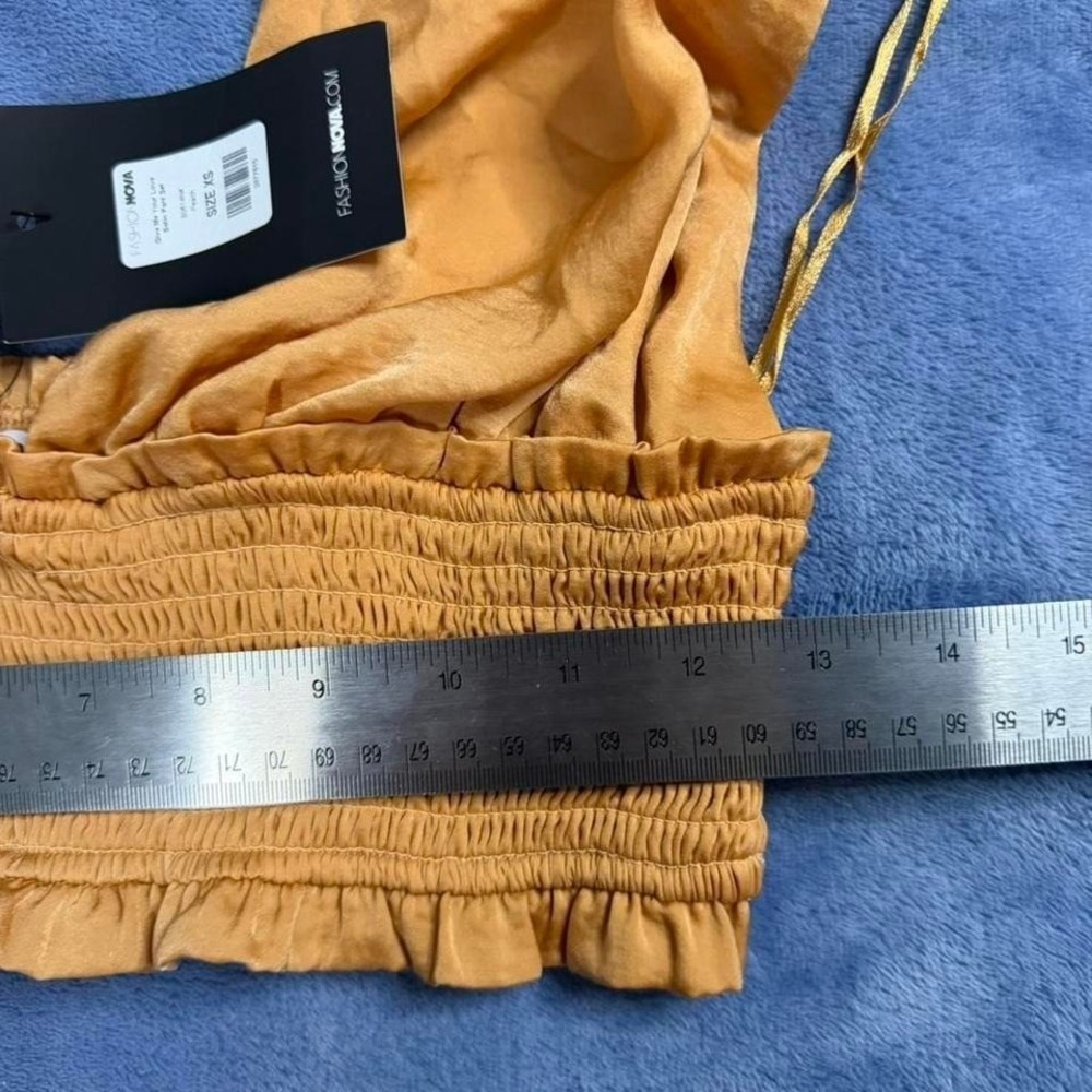 Fashion Nova light brown halter top women Size XS - Picture 3 of 5